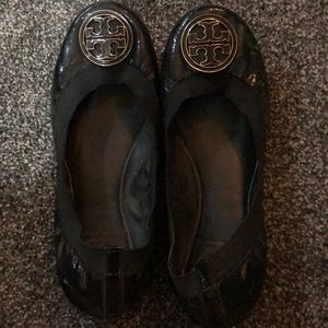 Black tory burch flats